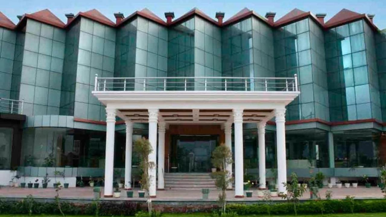 Hotel Padmini Palace Rāni Pokhri Eksteriør billede