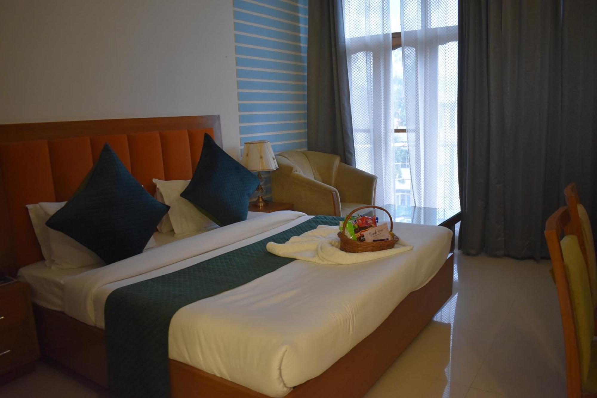 Hotel Padmini Palace Rāni Pokhri Eksteriør billede