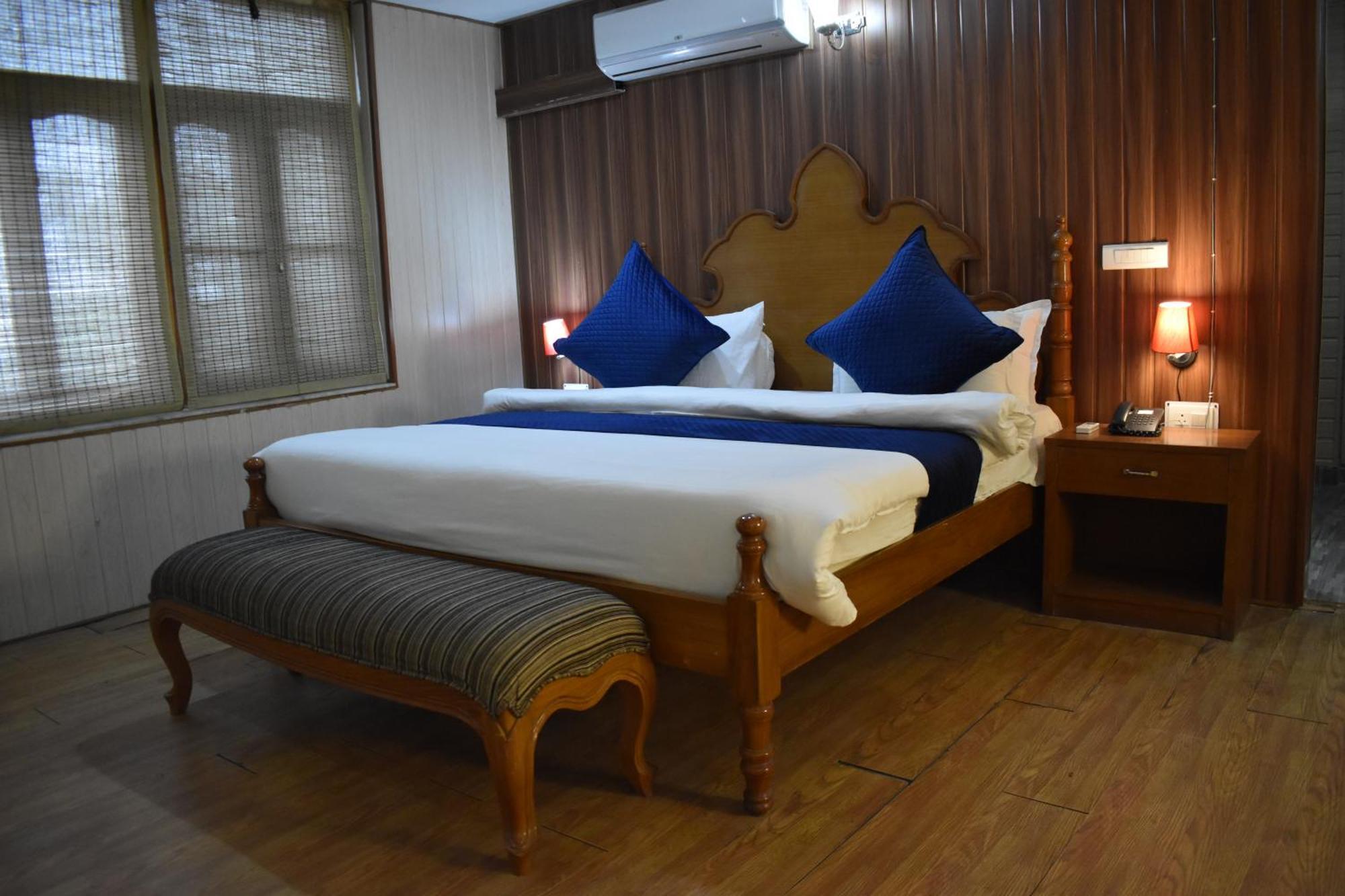 Hotel Padmini Palace Rāni Pokhri Eksteriør billede