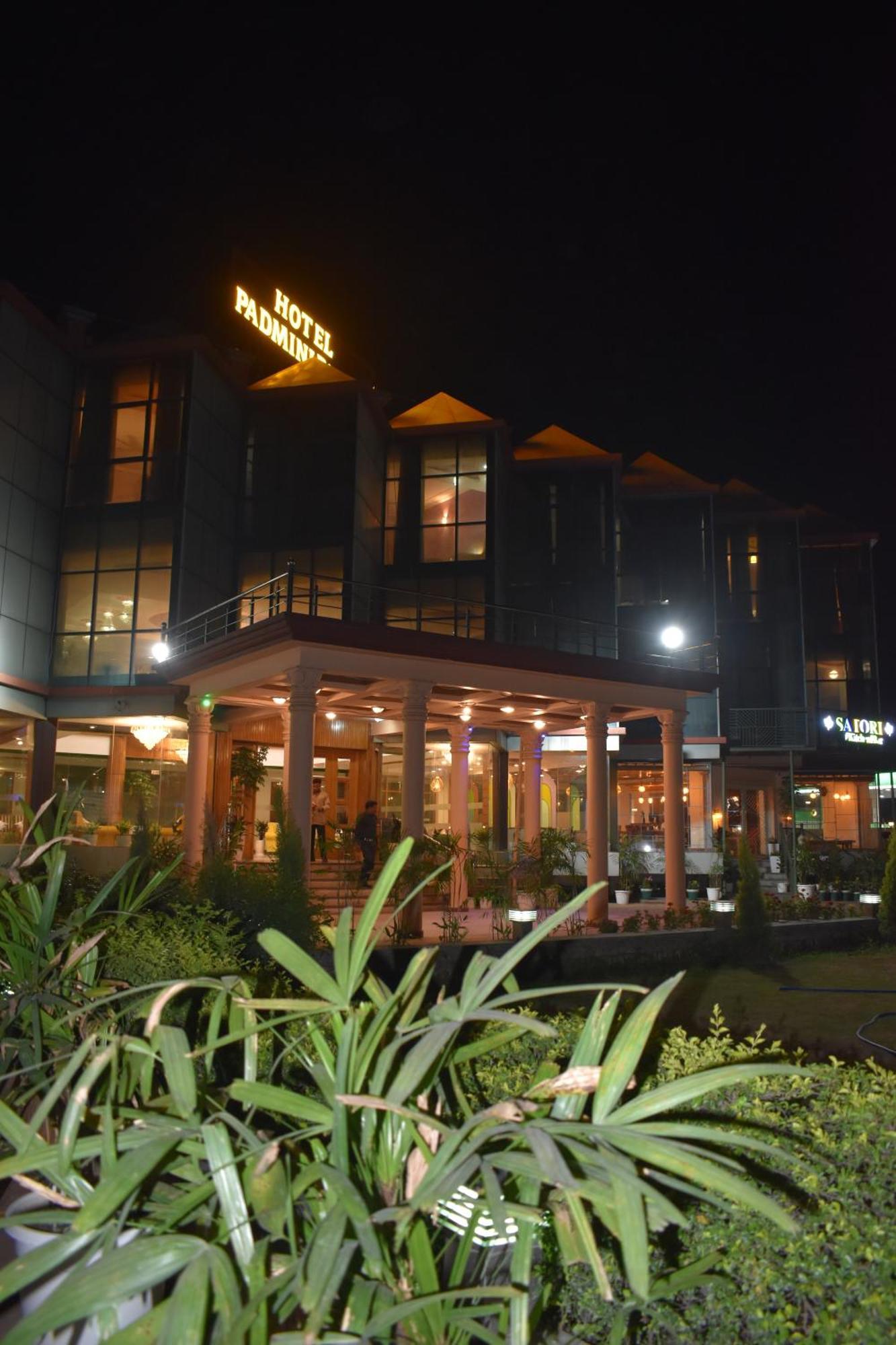 Hotel Padmini Palace Rāni Pokhri Eksteriør billede