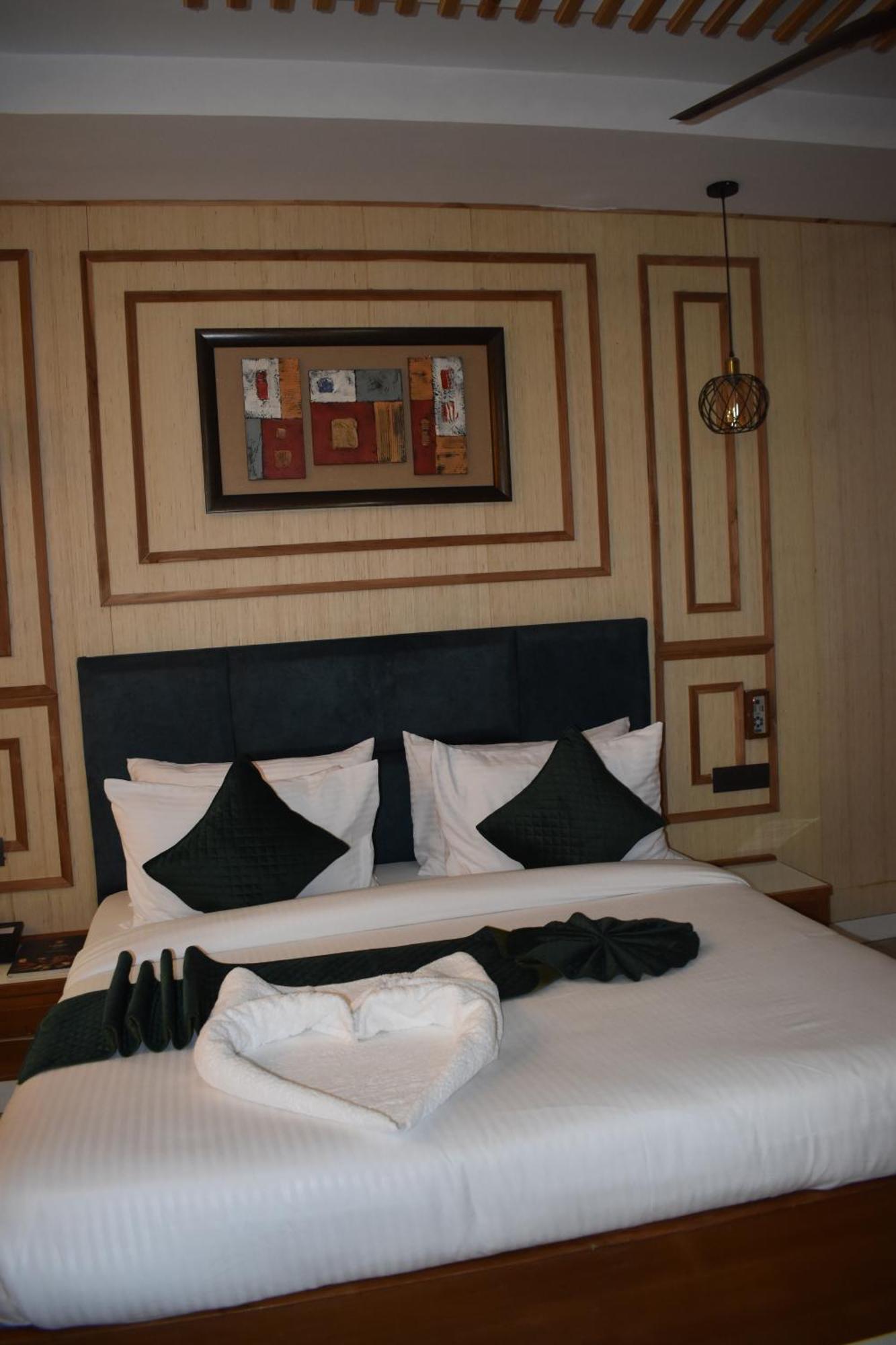 Hotel Padmini Palace Rāni Pokhri Eksteriør billede