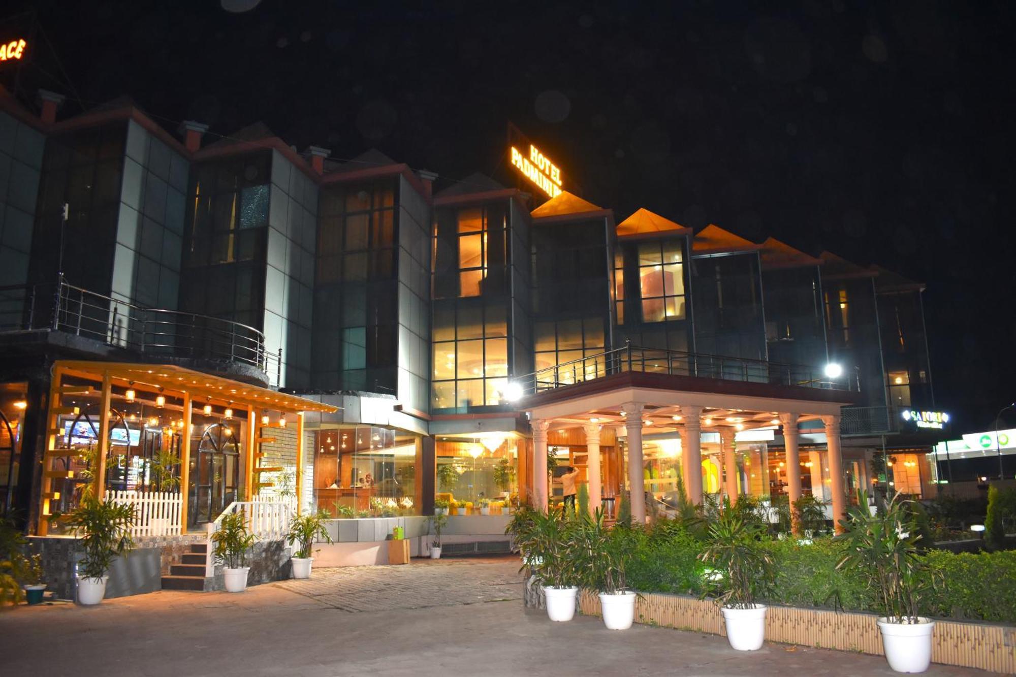 Hotel Padmini Palace Rāni Pokhri Eksteriør billede