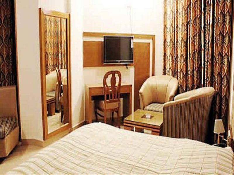 Hotel Padmini Palace Rāni Pokhri Eksteriør billede